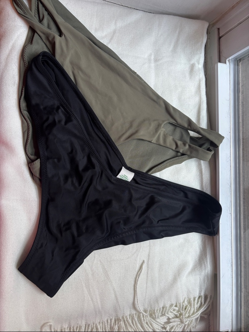 2 Bikini Bottoms - Black & Olive